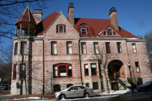 Encore-Sustainable-Architects-Hawley-Hutzler-West-Elevation-Blue-Sky