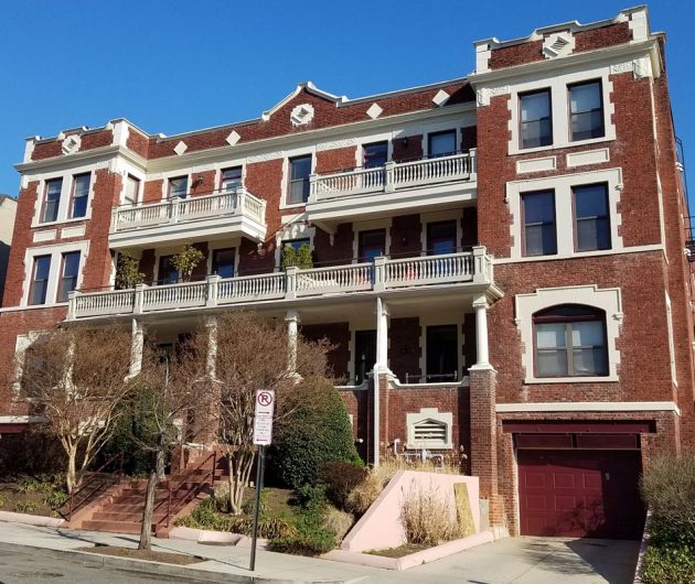 Exterior of Maxwell Condominiums