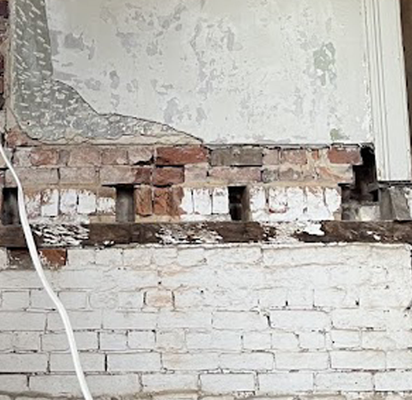 Encore-Sustainable-Architects-Poplar-Grove-Beam-Pockets